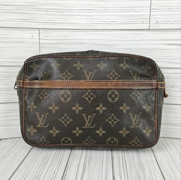 Louis Vuitton 1989 Compiege 23 Clutch Handbag in Monogram Canvas and Leather - Picture 1 of 15